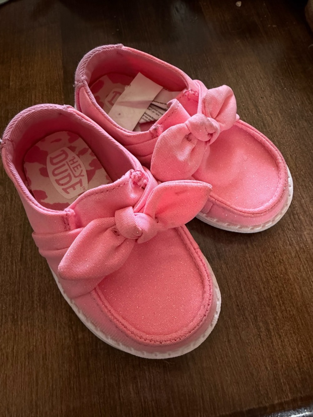 Hey Dude Pink Knot Slip-On Kids Sneakers